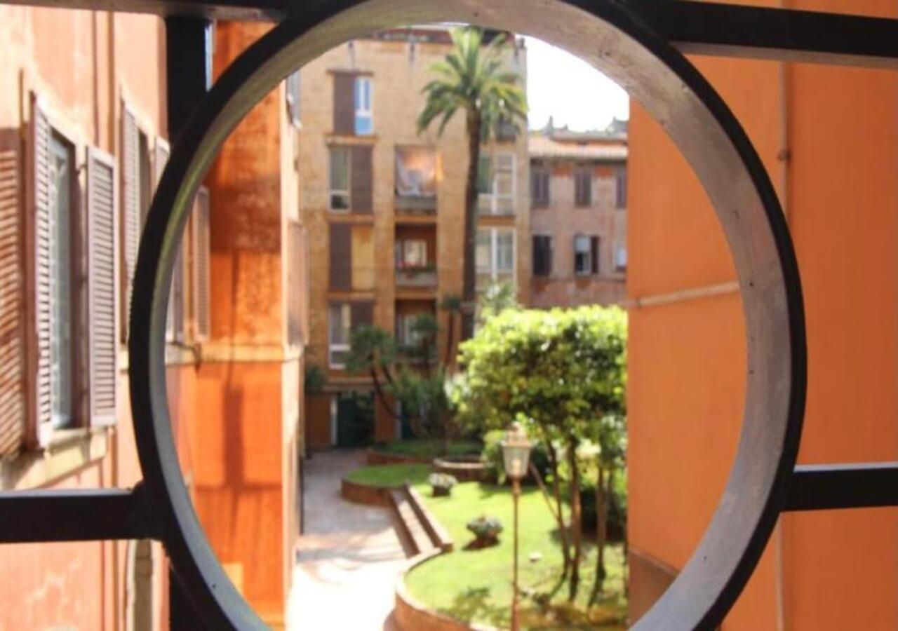 Trevi Nice Holiday - Luxury Apartment โรม ภายนอก รูปภาพ