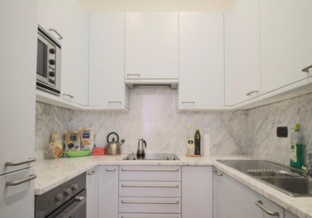 Trevi Nice Holiday - Luxury Apartment โรม ภายนอก รูปภาพ