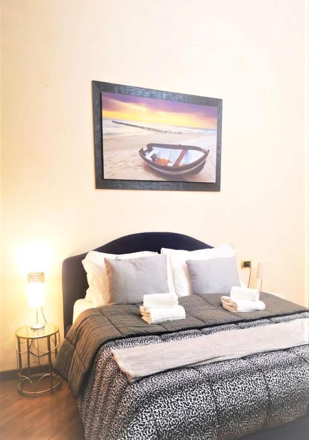 Trevi Nice Holiday - Luxury Apartment โรม ภายนอก รูปภาพ