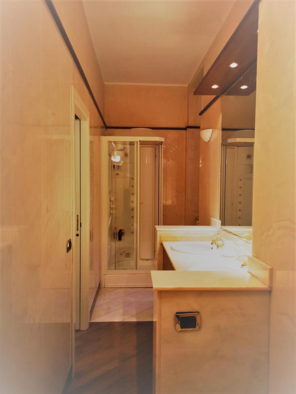 Trevi Nice Holiday - Luxury Apartment โรม ภายนอก รูปภาพ