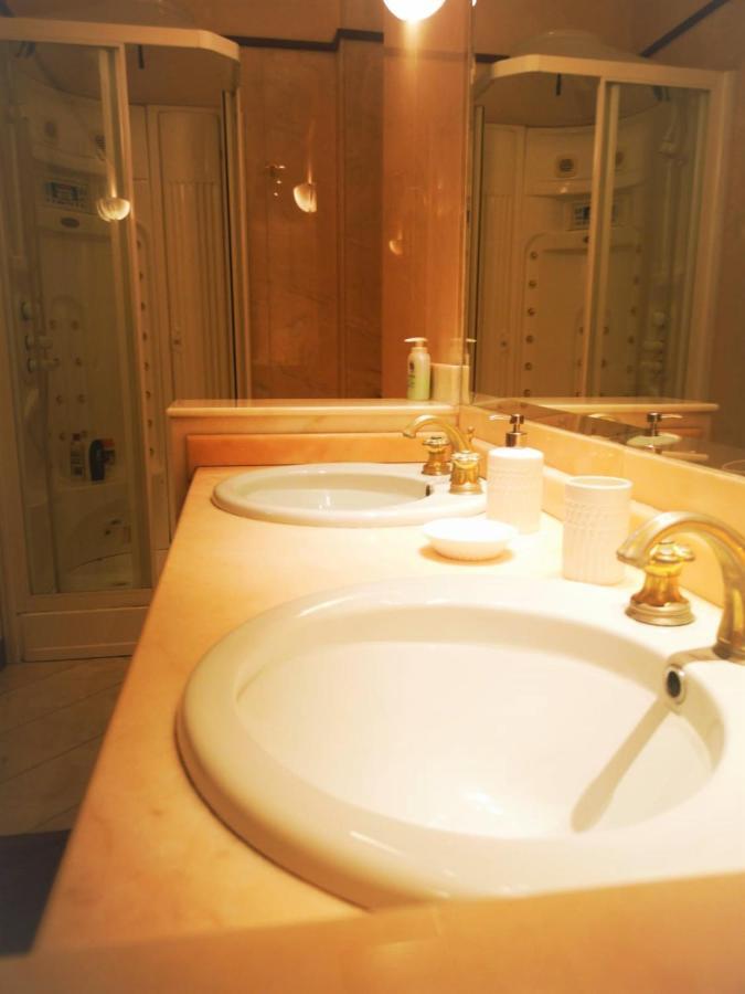 Trevi Nice Holiday - Luxury Apartment โรม ภายนอก รูปภาพ
